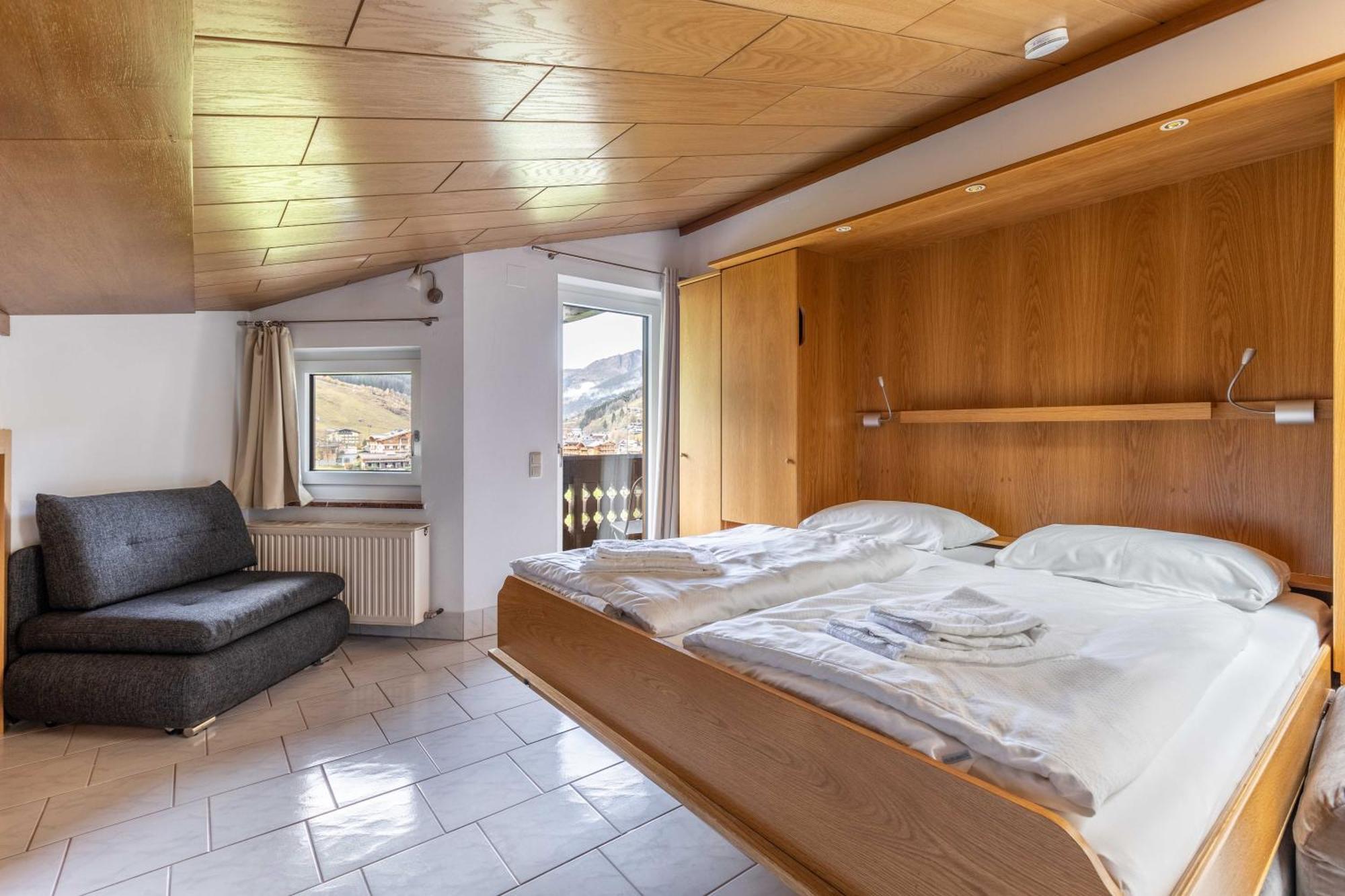 Appartements Wittenius ザールバッハ・ヒンターグレム エクステリア 写真