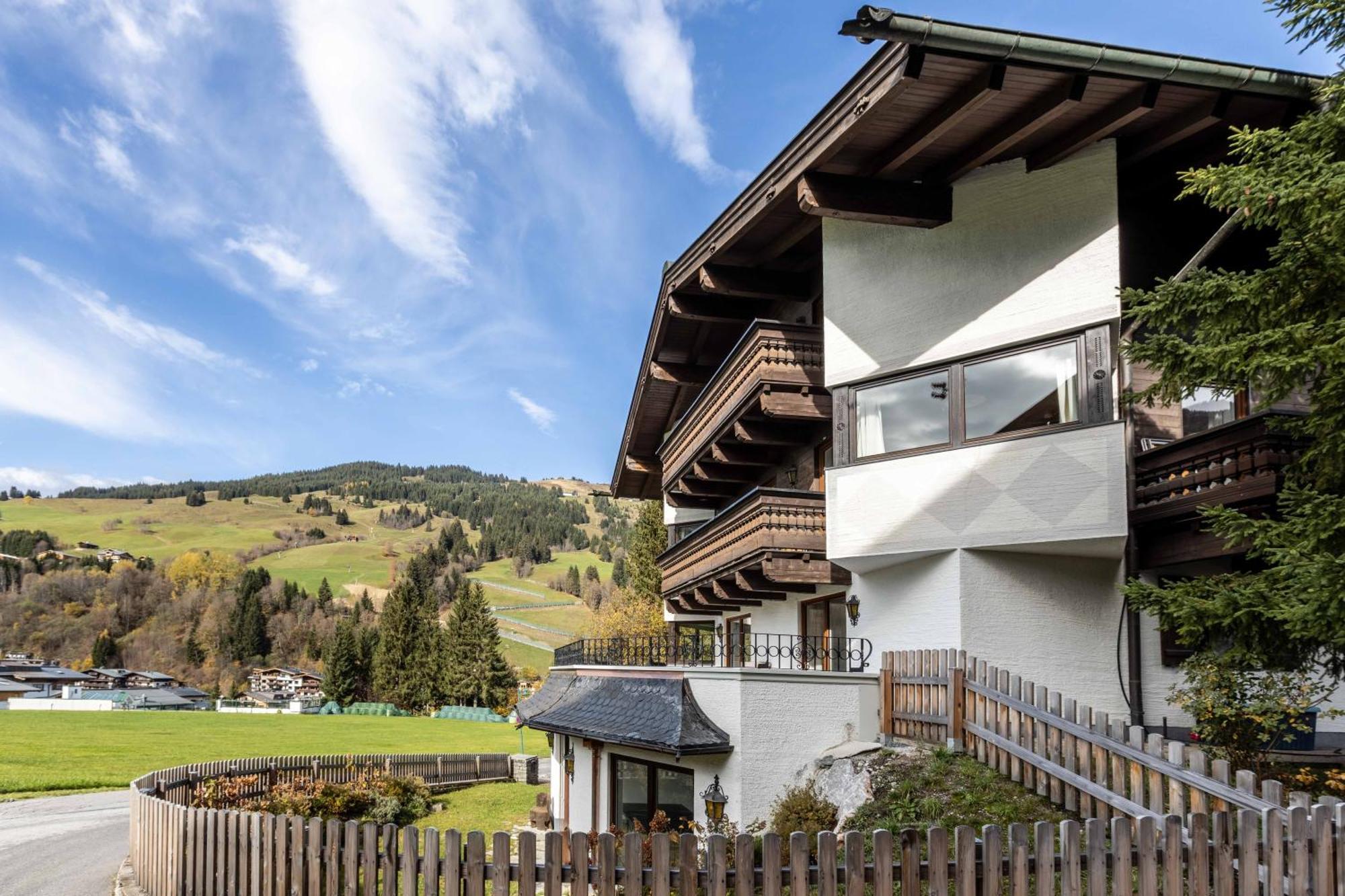 Appartements Wittenius ザールバッハ・ヒンターグレム エクステリア 写真